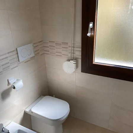 Проживання в сім'ї Venice Barocco Bedroom